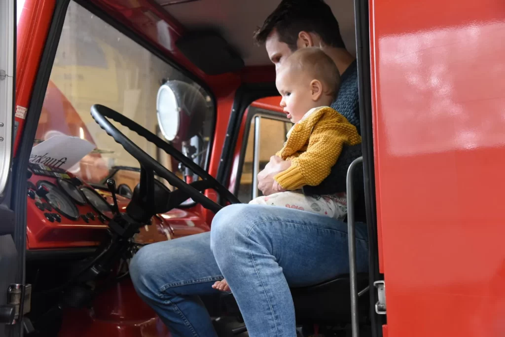 Mercedes Benz 1113LAF de fire rosie on tour-ADN-OVERLAND